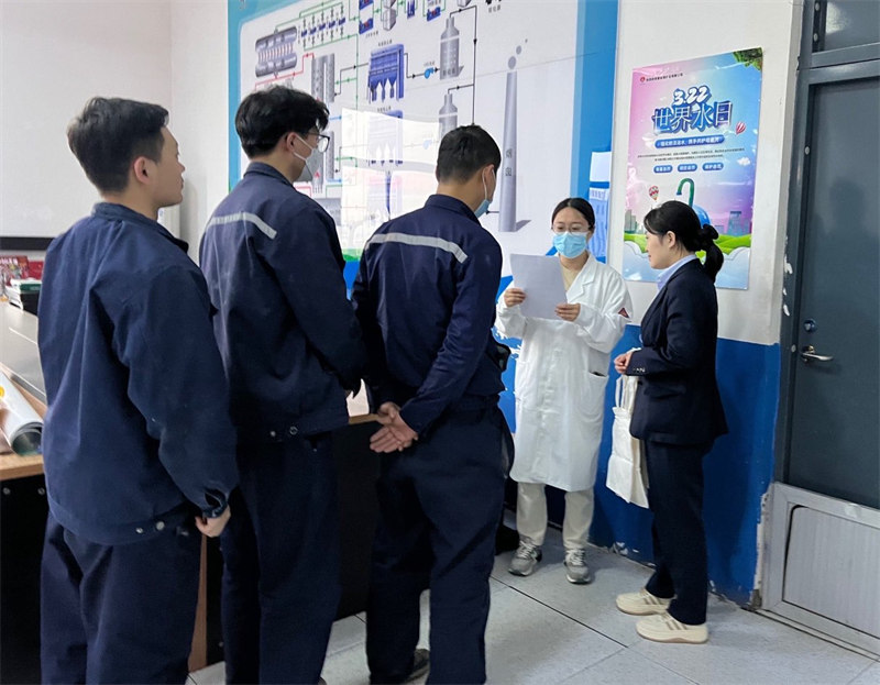 神木分公司曹家灘運營中心:“青”力而為,崗位顯擔(dān)當(dāng)3.png 神木分公司曹家灘運營中心:“青”力而為,崗位顯擔(dān)當(dāng)3.png