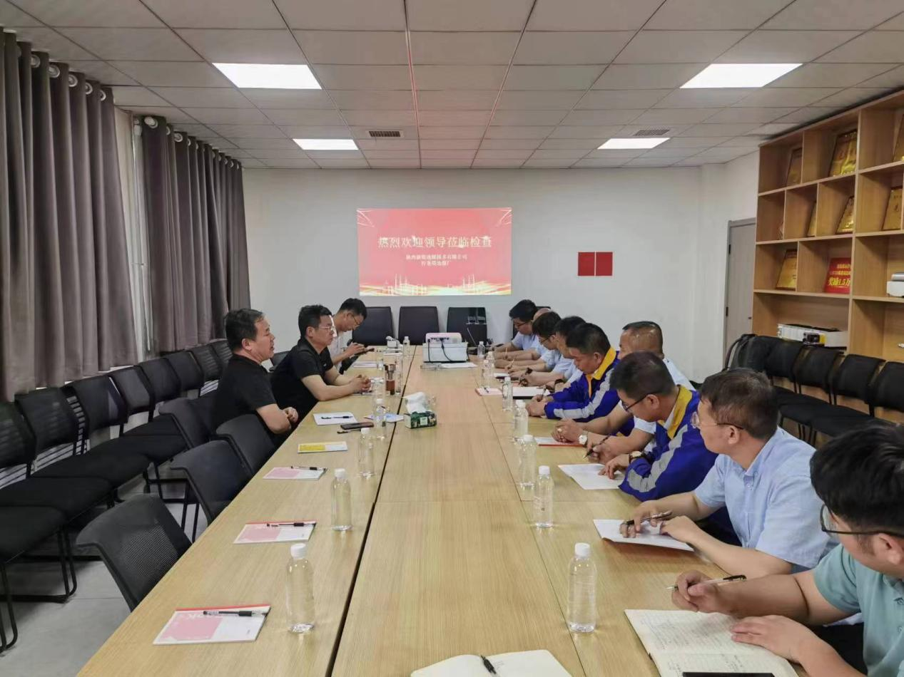 公司副總經理黃崗深入選煤公司陜北片區開展調查研究