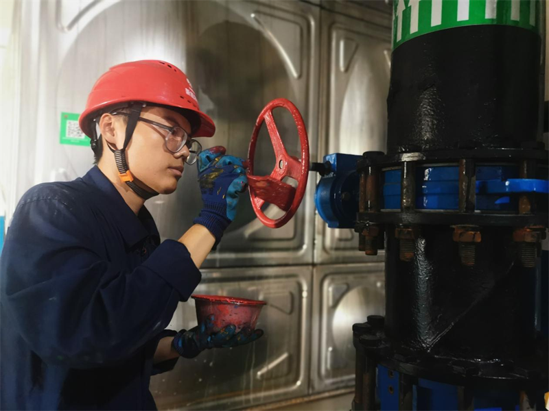 神木分公司：戰高溫 不服“暑”2.png