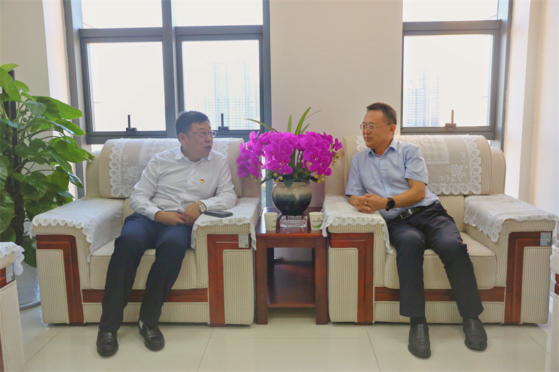 榆林合力產(chǎn)業(yè)扶貧開發(fā)公司到公司開展回饋走訪活動2.png 榆林合力產(chǎn)業(yè)扶貧開發(fā)公司到公司開展回饋走訪活動2.png