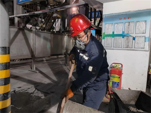 甜酸苦辣咸!來感受一線檢修人的奮斗味道