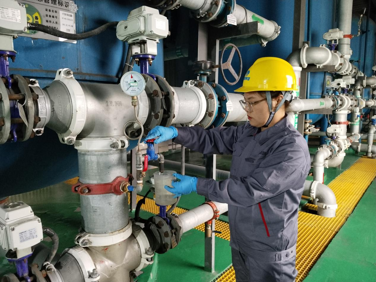 051738736849190704.png 一樣的春節 別樣的堅守05.png