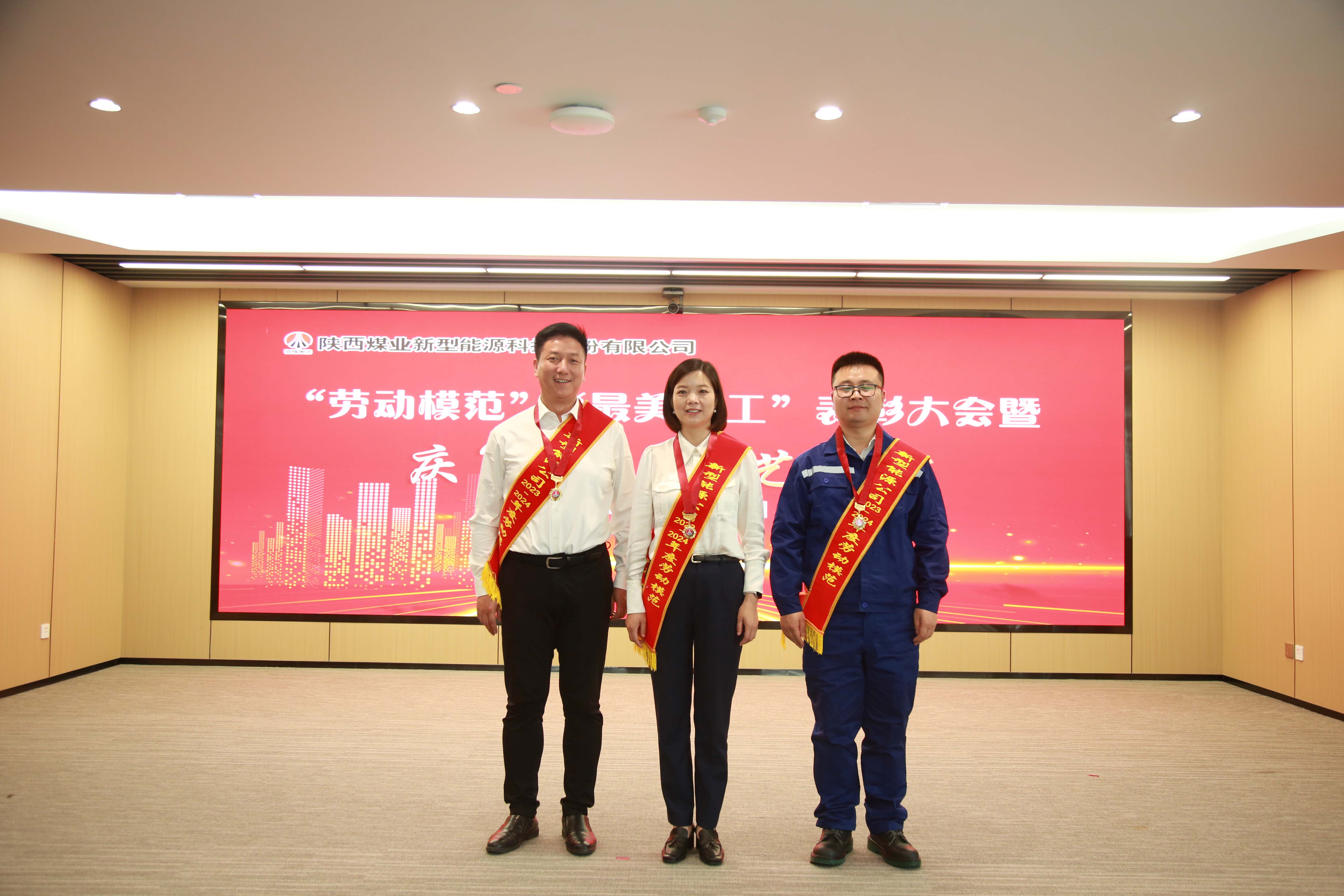 301745975240754762.jpg f38bf8b5b6a00c5842a037b36ae2d82.jpg