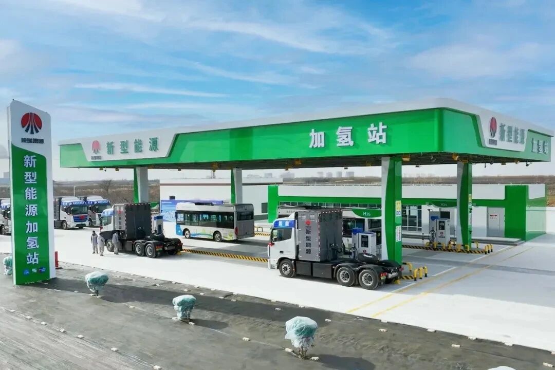 141768352987163377.jpg 集團4.jpg